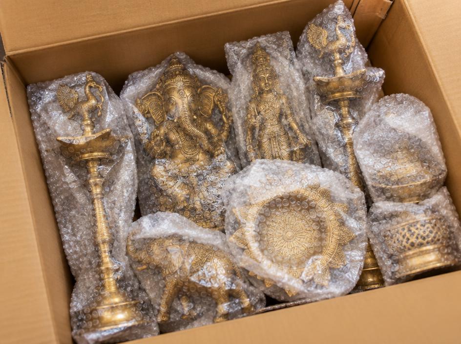 Decorative & Brass Items